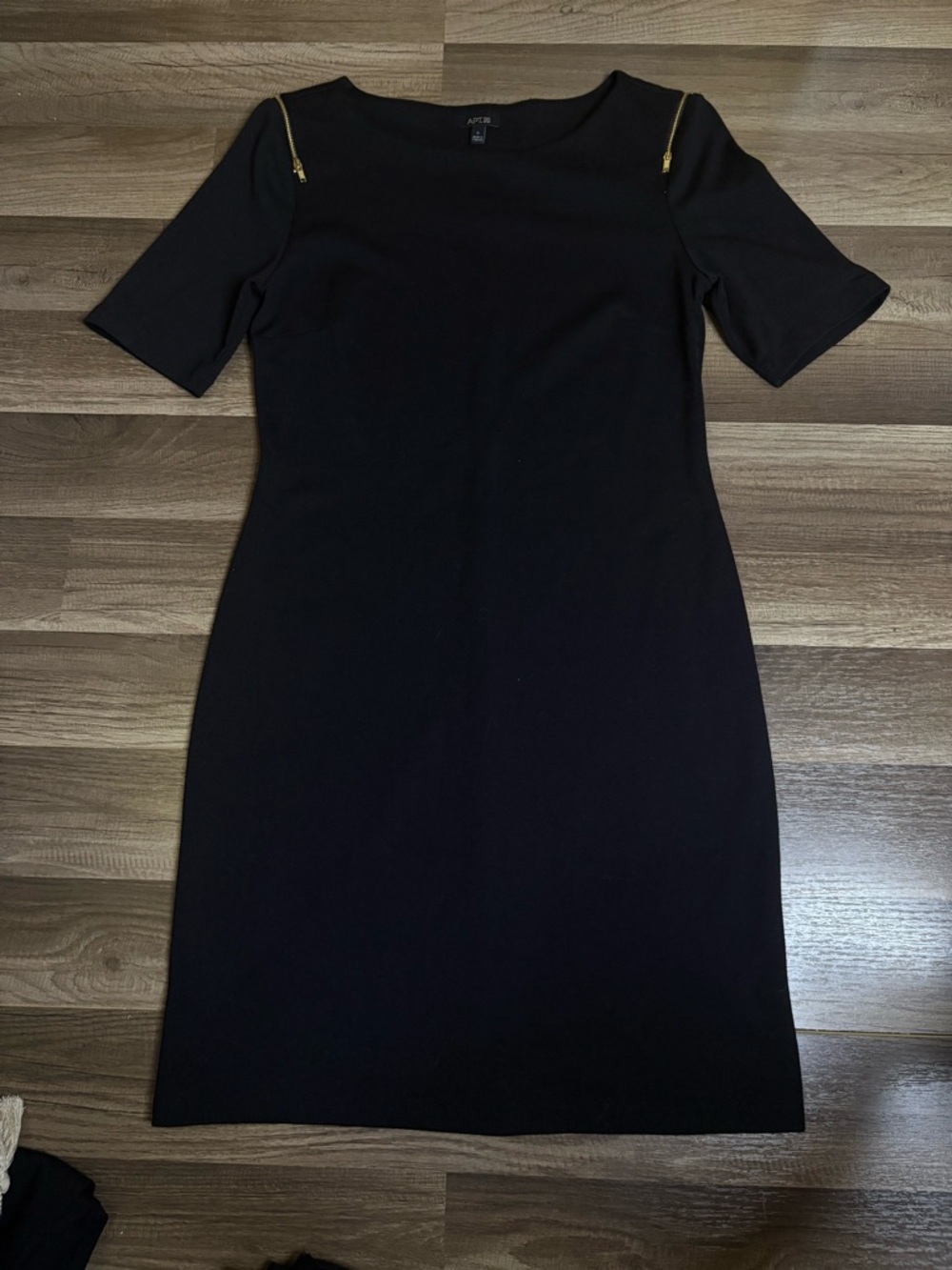 Apt. 9 Women's Black Sheath Dress Short Sleeve Knee Length Gold Zipper Detail S